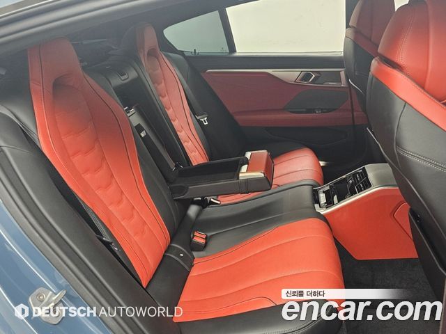BMW 8-Series 2020 — photo 12