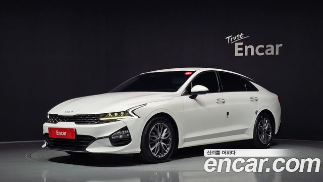 Kia K5 2023 — photo 1