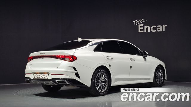 Kia K5 2023 — photo 2