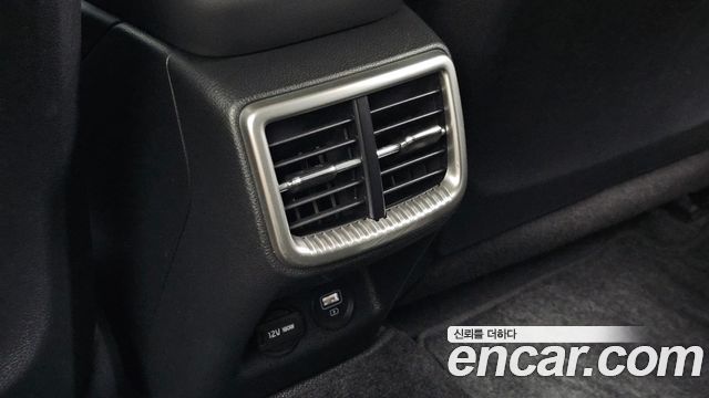 Kia K5 2023 — photo 19