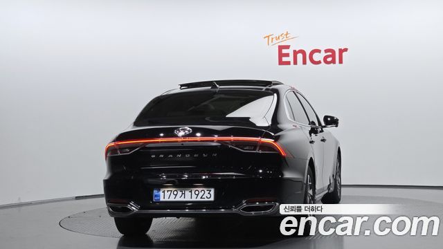 Hyundai Grandeur 2023 — photo 4