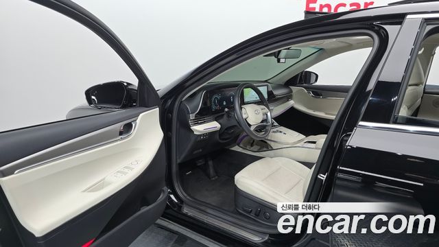 Hyundai Grandeur 2023 — photo 13