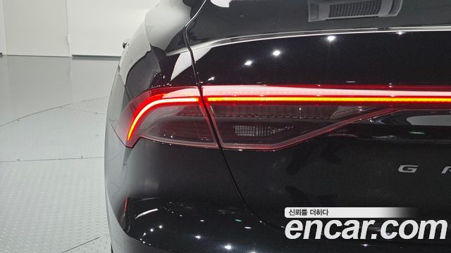 Hyundai Grandeur 2023 — photo 9