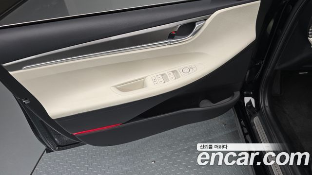 Hyundai Grandeur 2023 — photo 14