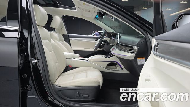 Hyundai Grandeur 2023 — photo 16