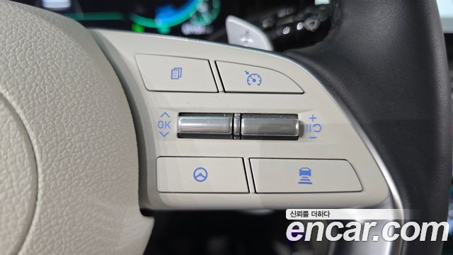 Hyundai Grandeur 2023 — photo 28