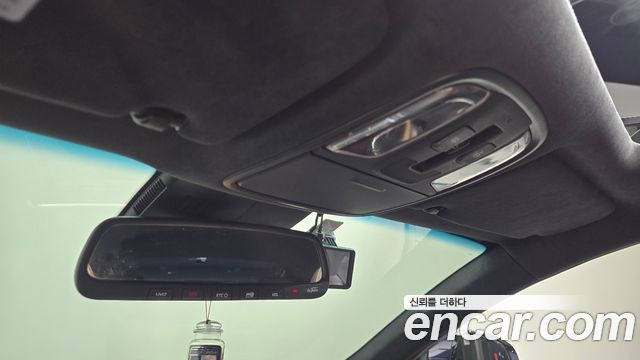 Kia Stinger 2019 — photo 26