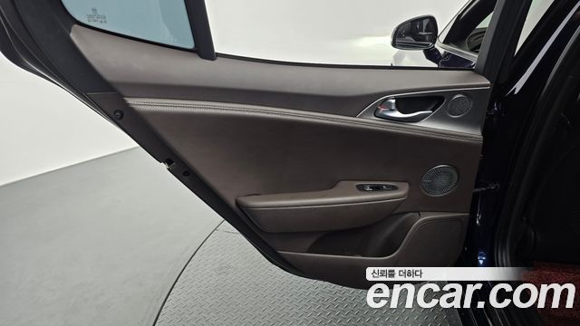 Kia Stinger 2019 — photo 15