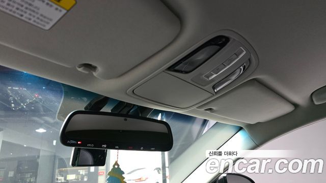 Kia K7 2016 — photo 18