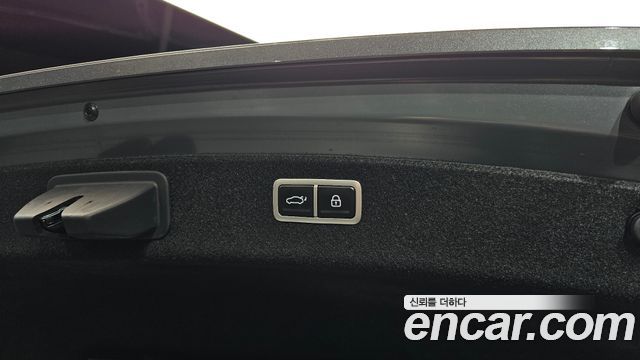 Genesis G80 2021 — photo 28