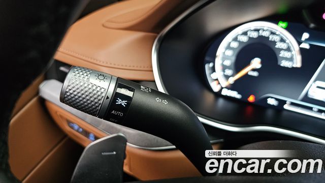 Genesis G80 2021 — photo 38