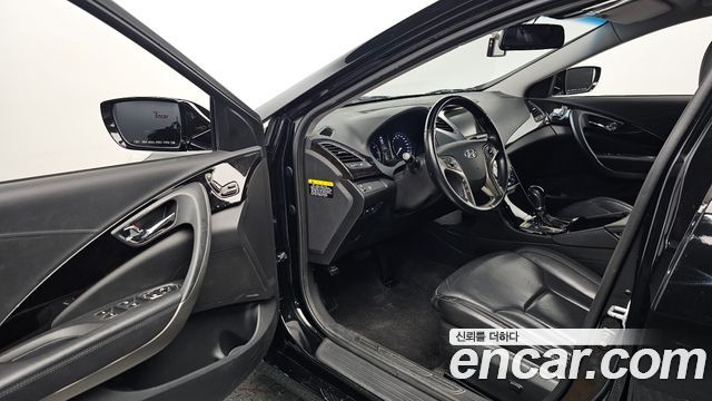 Hyundai Grandeur 2011 — photo 13