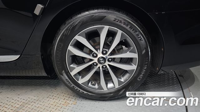 Hyundai Grandeur 2011 — photo 7