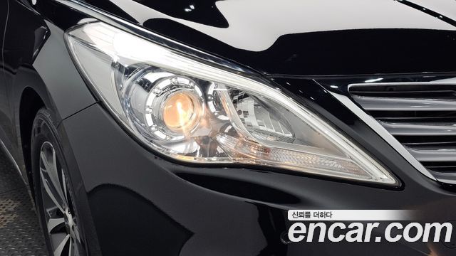 Hyundai Grandeur 2011 — photo 8