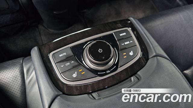 Hyundai Grandeur 2011 — photo 28