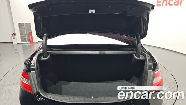 Hyundai Grandeur 2011 — photo 32