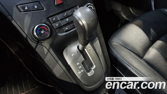 Chevrolet Korea Orlando 2013 — photo 12