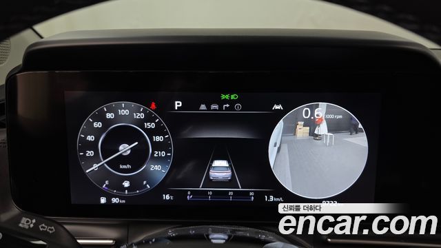Kia Canival 2023 — photo 11