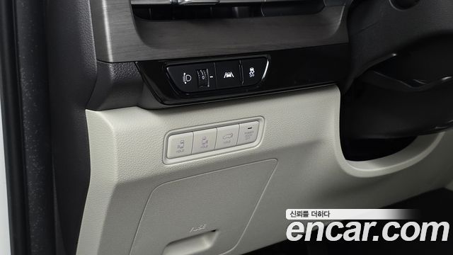 Kia Canival 2023 — photo 26