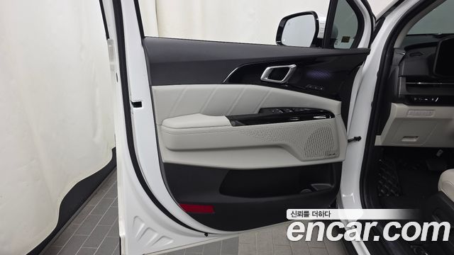 Kia Canival 2023 — photo 14