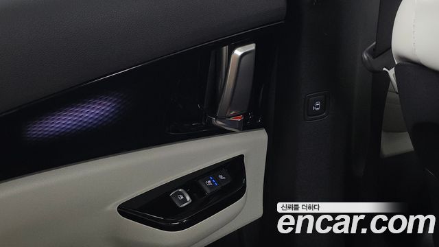 Kia Canival 2023 — photo 29