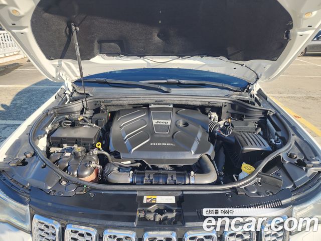 Jeep Cherokee 2018 — photo 2