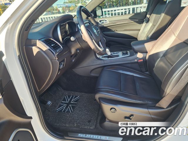 Jeep Cherokee 2018 — photo 9