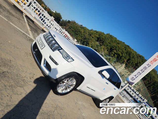 Jeep Cherokee 2018 — photo 19