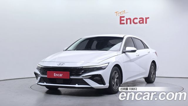Hyundai AVANTE 2024 — photo 1