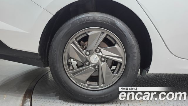 Hyundai AVANTE 2024 — photo 5