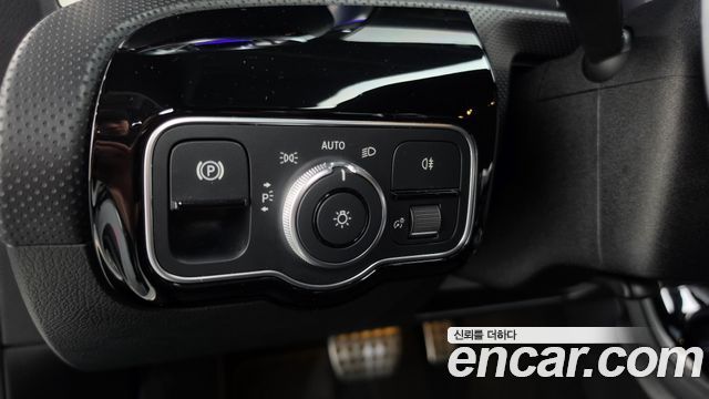 Mercedes-Benz CLA-Class 2023 — photo 23