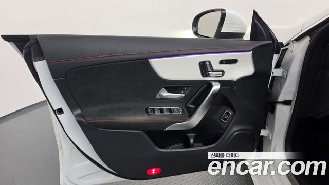 Mercedes-Benz CLA-Class 2023 — photo 14