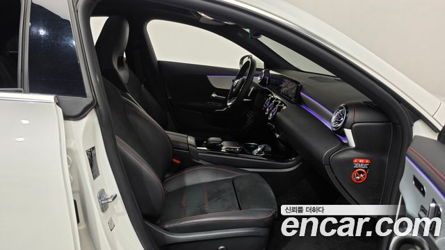 Mercedes-Benz CLA-Class 2023 — photo 16