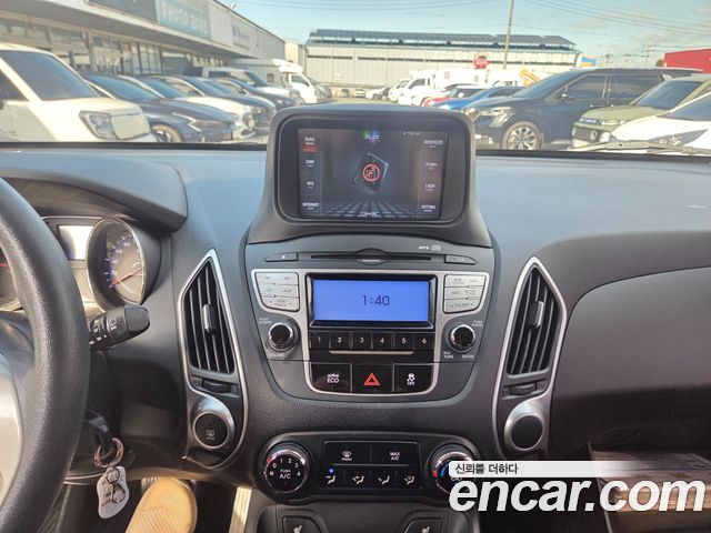 Hyundai Tucson 2012 — photo 8