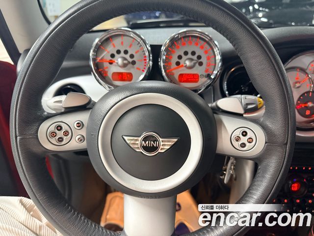 Mini Cooper 2006 — photo 8