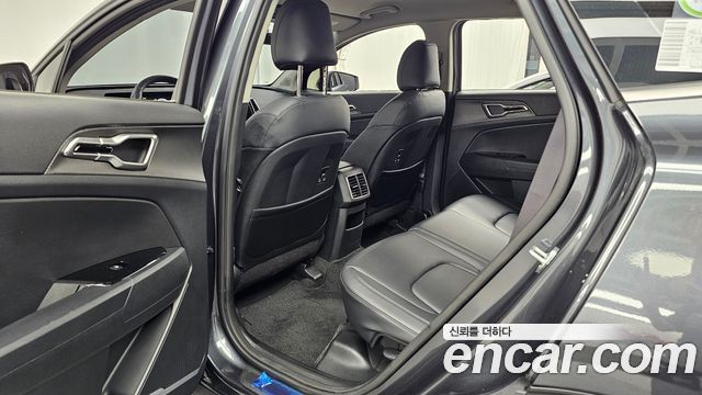 Kia Sportage 2022 — photo 18