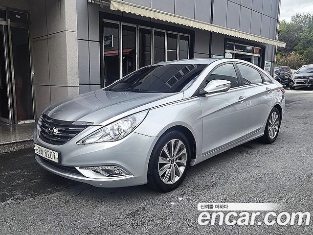 Hyundai Sonata 2014 — photo 1