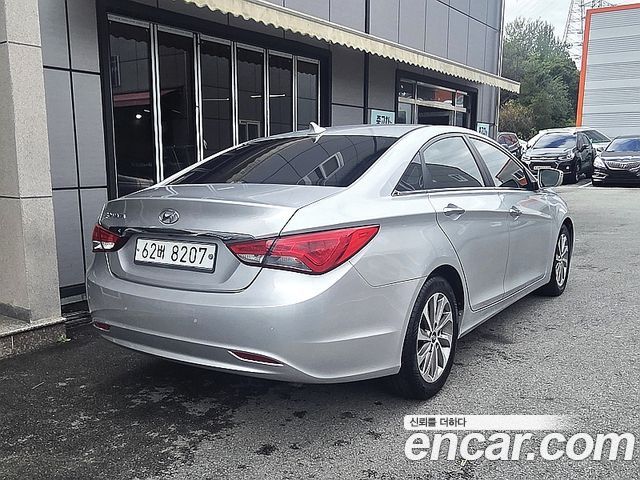 Hyundai Sonata 2014 — photo 3