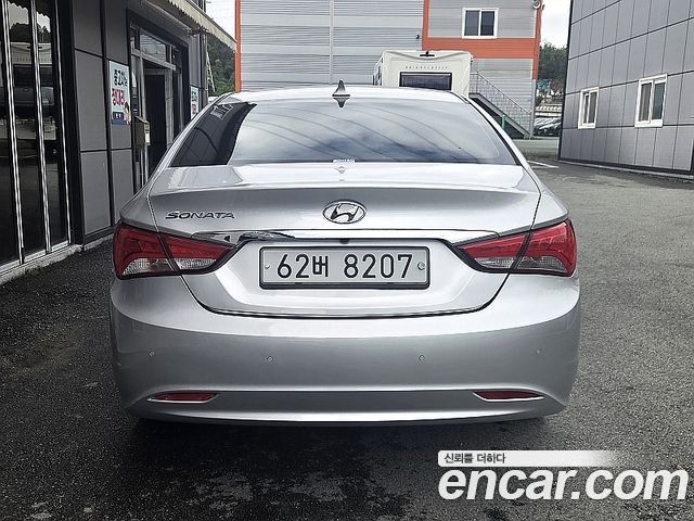 Hyundai Sonata 2014 — photo 4