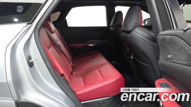 Lexus RX 2025 — photo 17