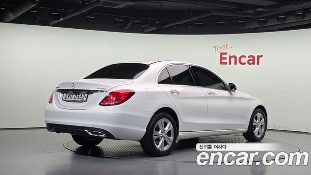 Mercedes-Benz C-Class 2016 — photo 2