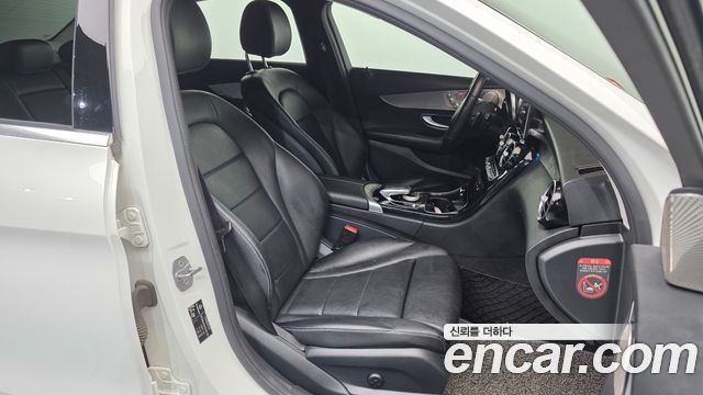 Mercedes-Benz C-Class 2016 — photo 11