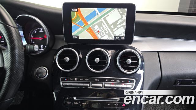 Mercedes-Benz C-Class 2016 — photo 14