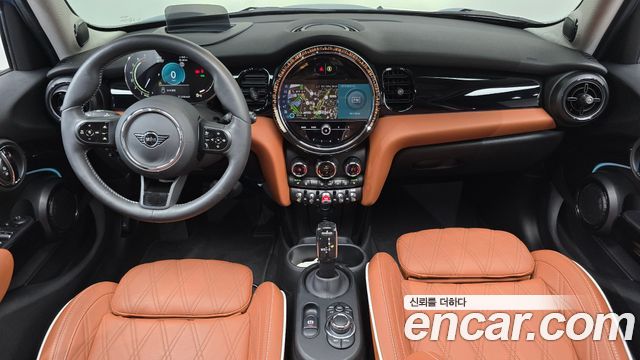 Mini Cooper 2024 — photo 7
