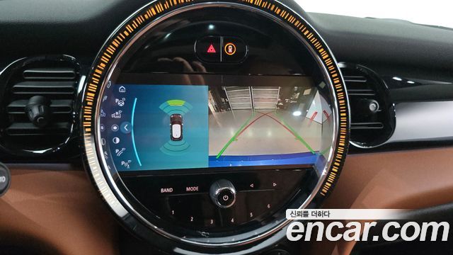 Mini Cooper 2024 — photo 14