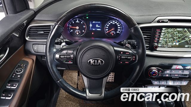 Kia Sorento 2017 — photo 19