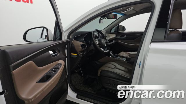 Hyundai Santafe 2019 — photo 13
