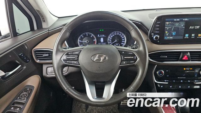Hyundai Santafe 2019 — photo 19