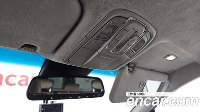 Hyundai Santafe 2019 — photo 25