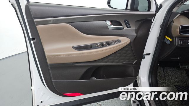 Hyundai Santafe 2019 — photo 14